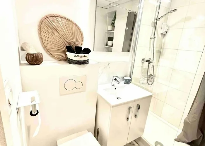 Adorable Center Cannes