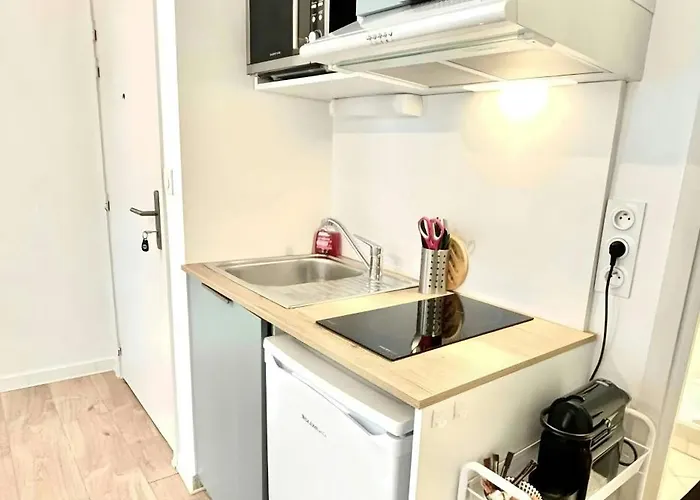 Adorable Center * Cannes